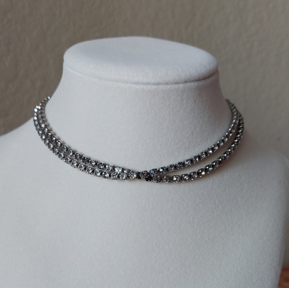 Elegant Silver Necklace